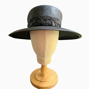 VTG Doris Elegante Black Woven Straw Portrait Hat | Mid-Century Glam